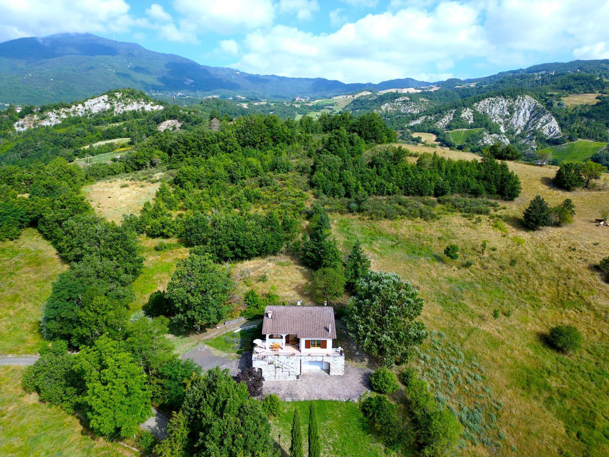 Willa Casa Del Bosco - Vista Mozzafiato & Parco 4 Ettari Bobbio Zewnętrze zdjęcie